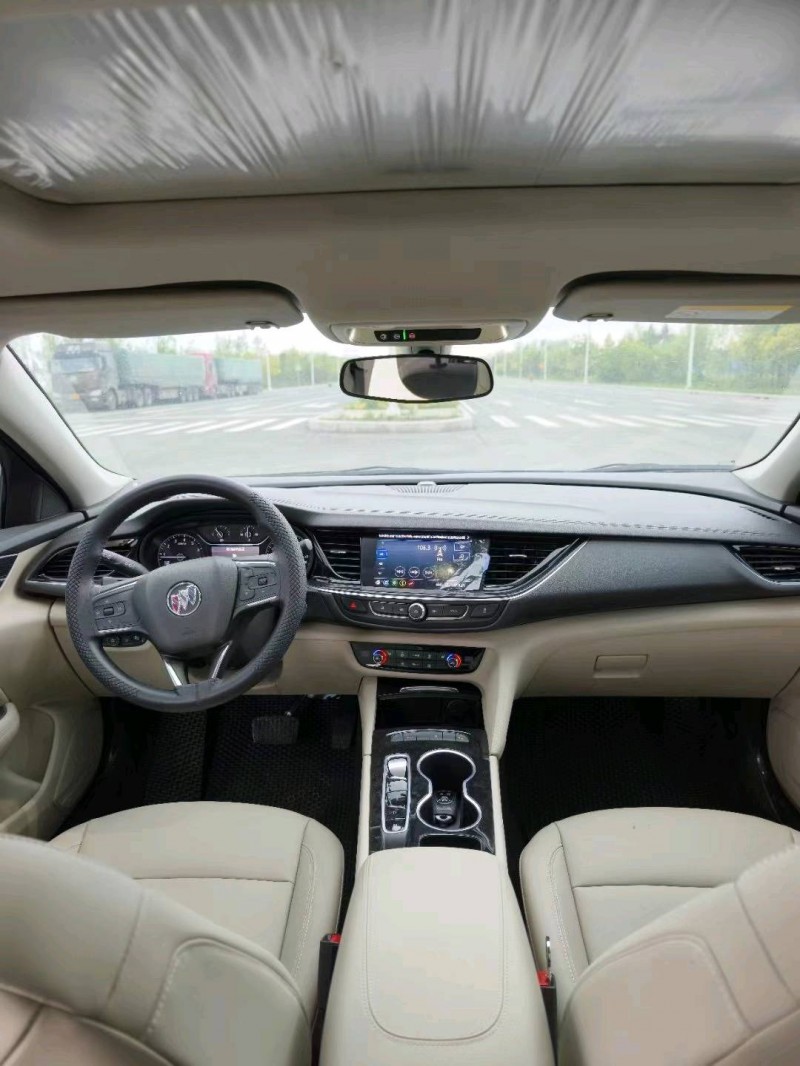 济南17年别克君威6