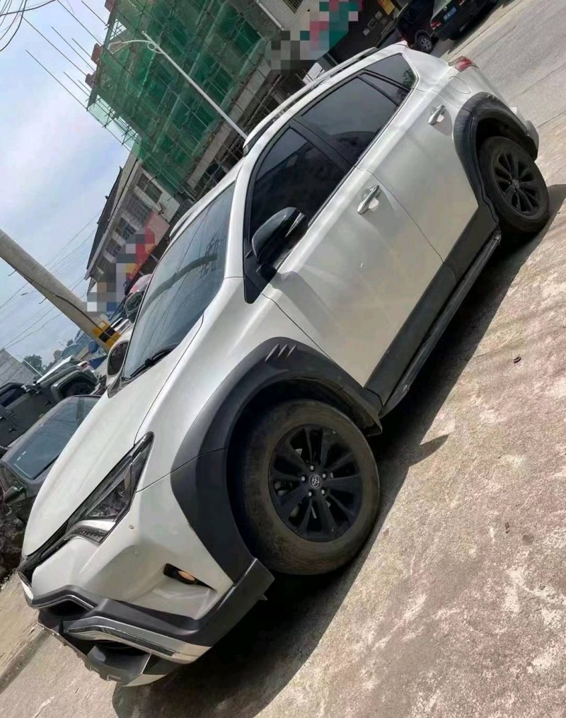 衡阳19年丰田RAV44