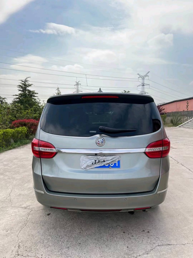 济南15年别克GL89