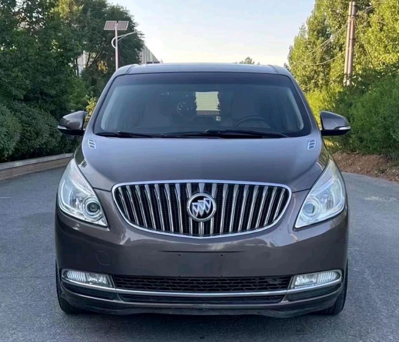 青岛16年别克GL81