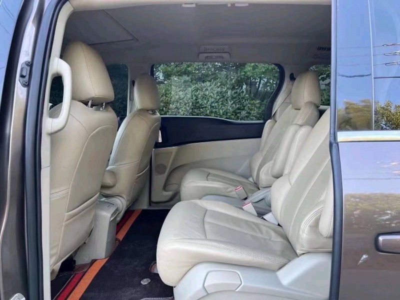 青岛16年别克GL84