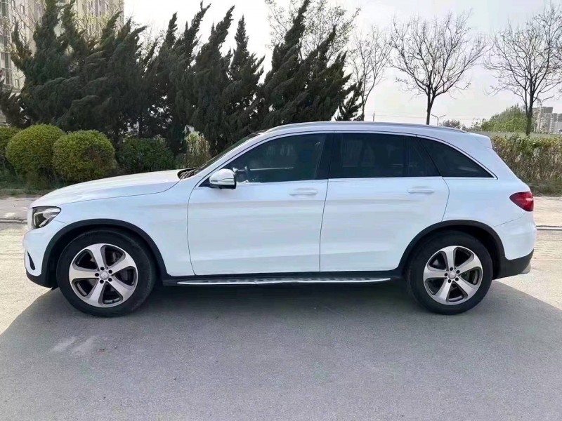 东营16年奔驰GLC3