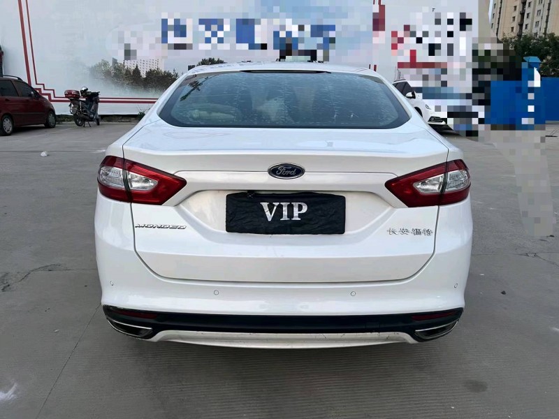 济宁16年福特蒙迪欧9