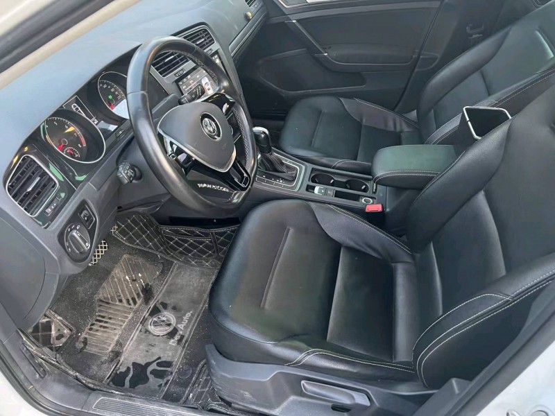 济宁17年大众高尔夫5