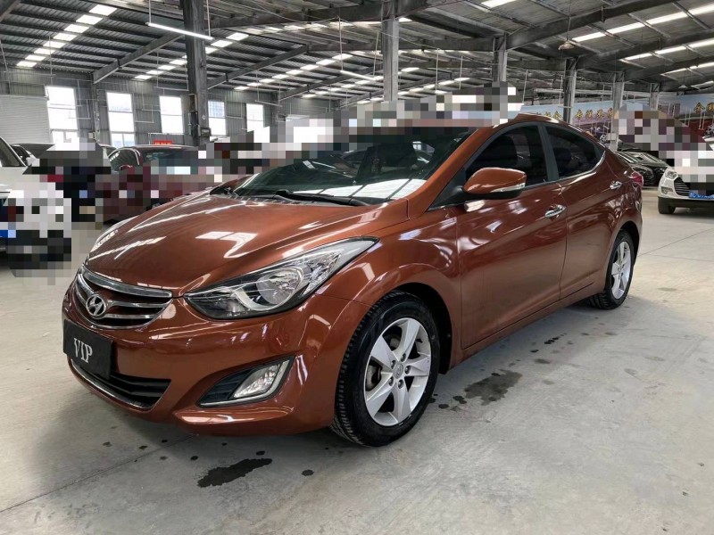 济宁13年现代朗动3