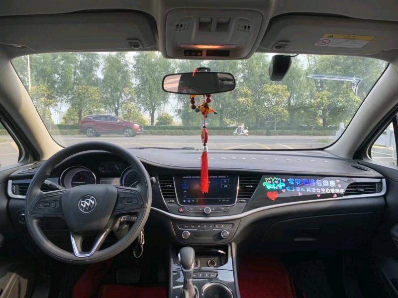 徐州21年别克威朗8