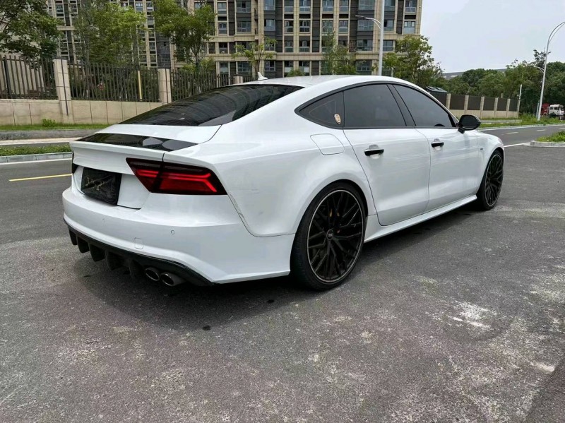 苏州18年奥迪A7L8