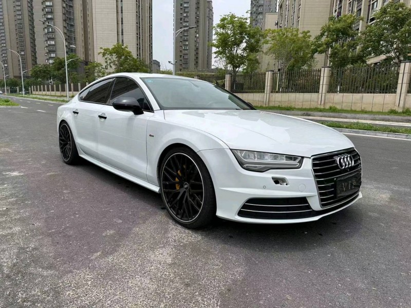 苏州18年奥迪A7L9