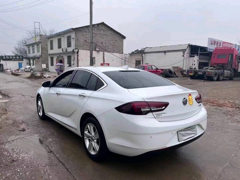 衡阳20年别克君威5