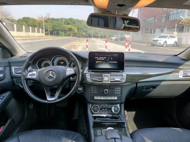 苏州15年奔驰CLS4