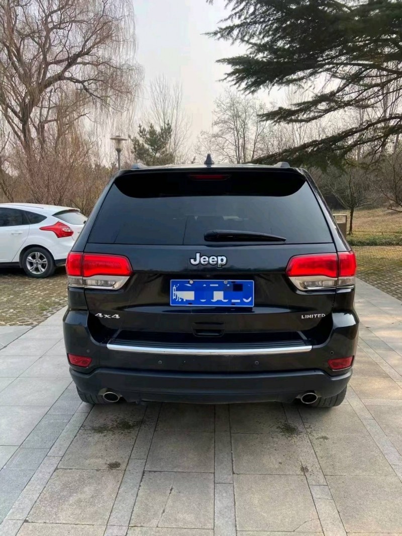 潍坊16年Jeep大切诺基3
