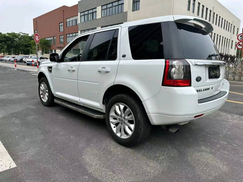 苏州11年路虎发现神行6