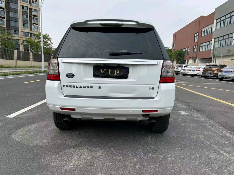 苏州11年路虎发现神行9