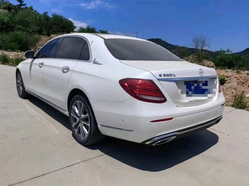 东营18年奔驰E4
