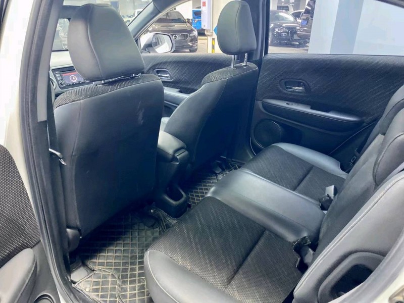 成都18年本田XRV8