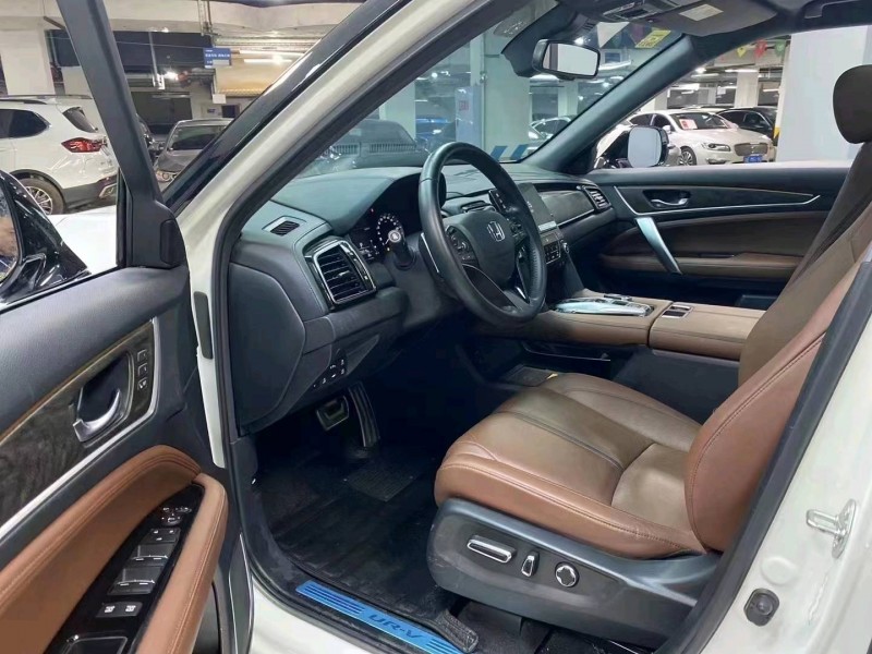 成都21年本田URV6