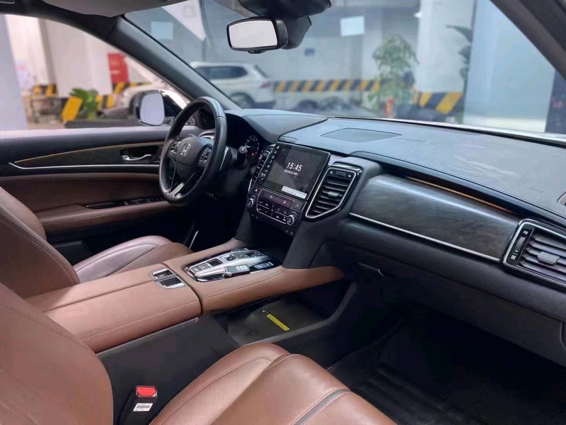 成都21年本田URV9