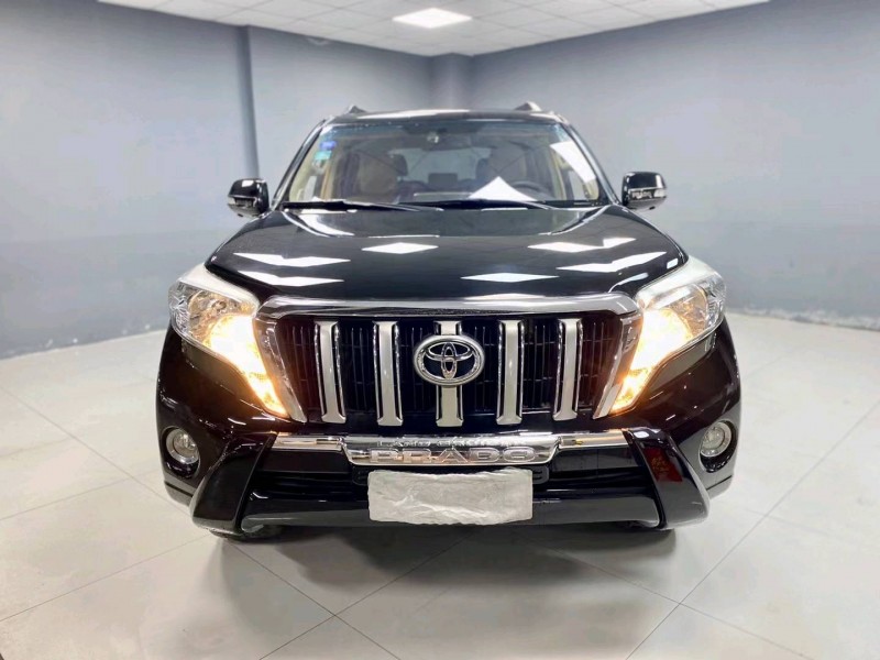 成都15年丰田普拉多1