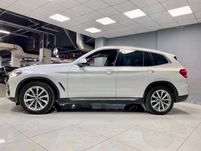 成都21年宝马X32