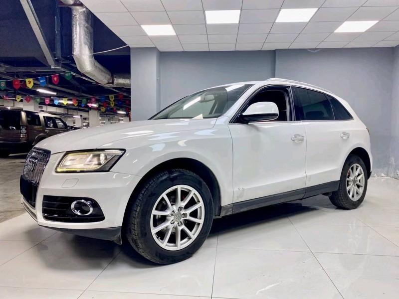 成都15年奥迪Q54