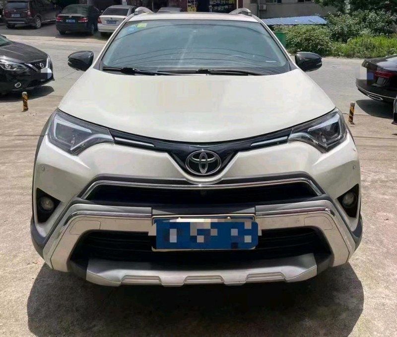 邵阳19年丰田RAV41