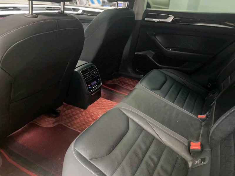 成都21年大众CC8