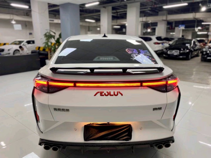 成都22年东风奕炫5