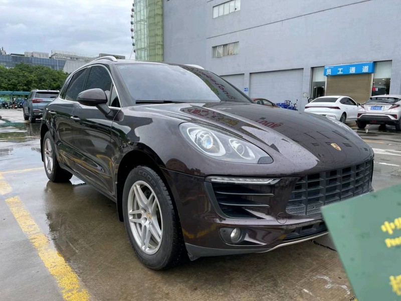 广州18年保时捷Macan3