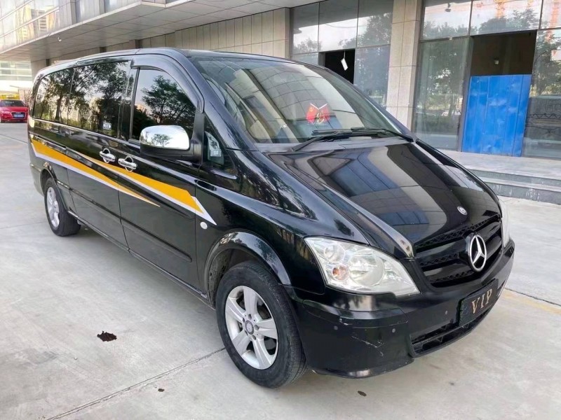 东营14年奔驰威霆9