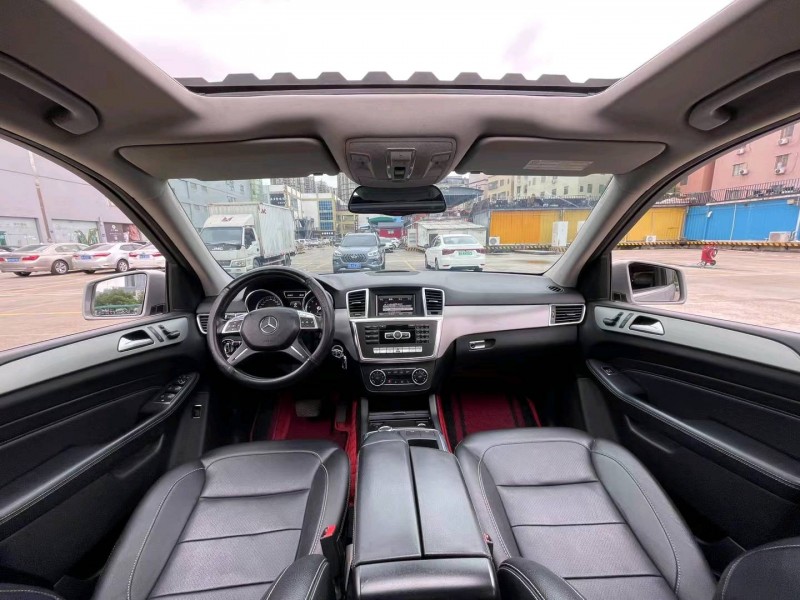 广州13年奔驰ML6