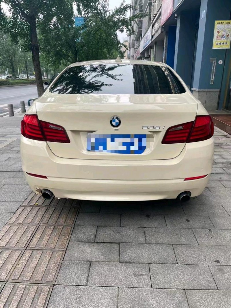 重庆11年宝马5系8