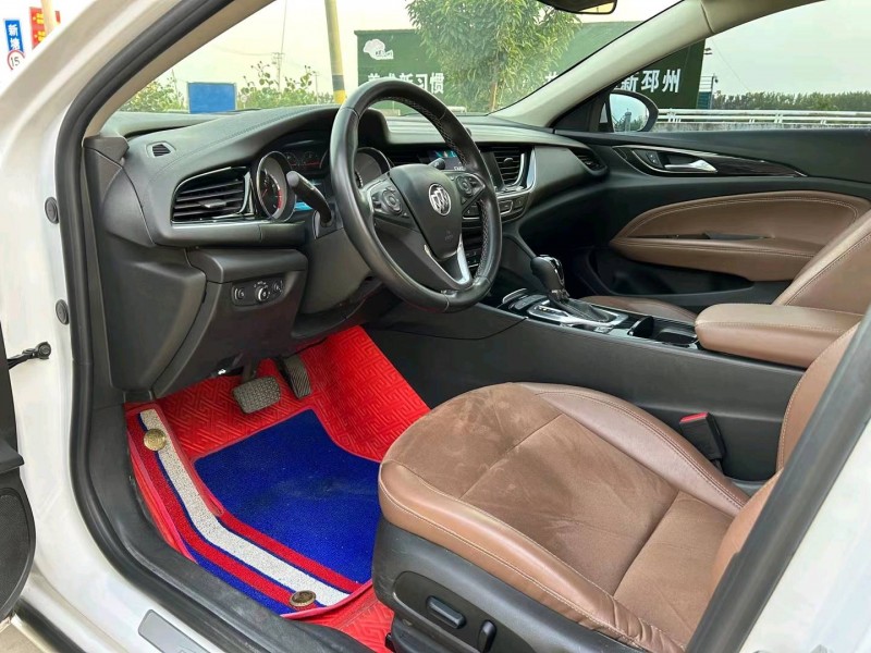 徐州20年别克君威5