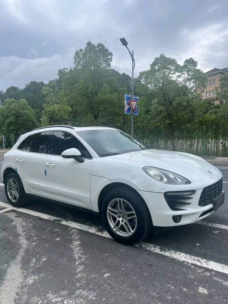 嘉兴15年保时捷Macan2