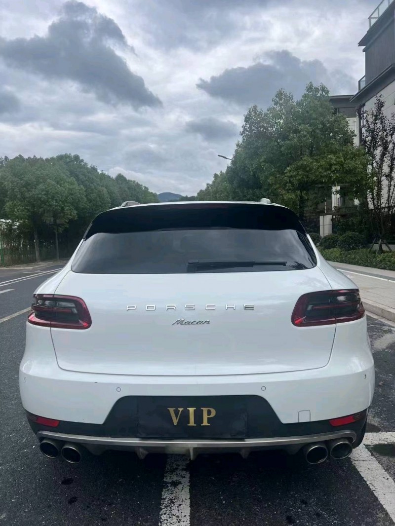 嘉兴15年保时捷Macan5