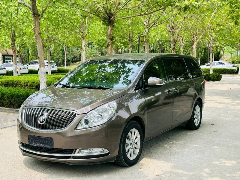 聊城16年别克GL82