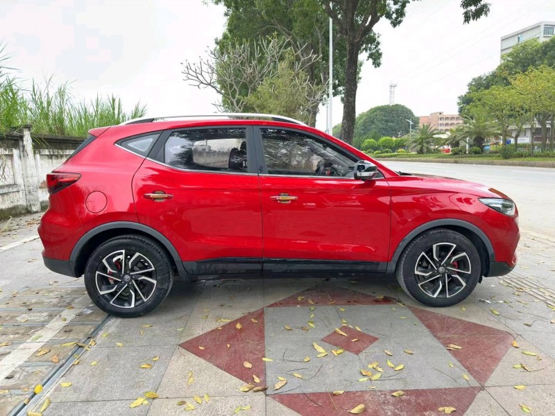 东莞21年名爵ZS8