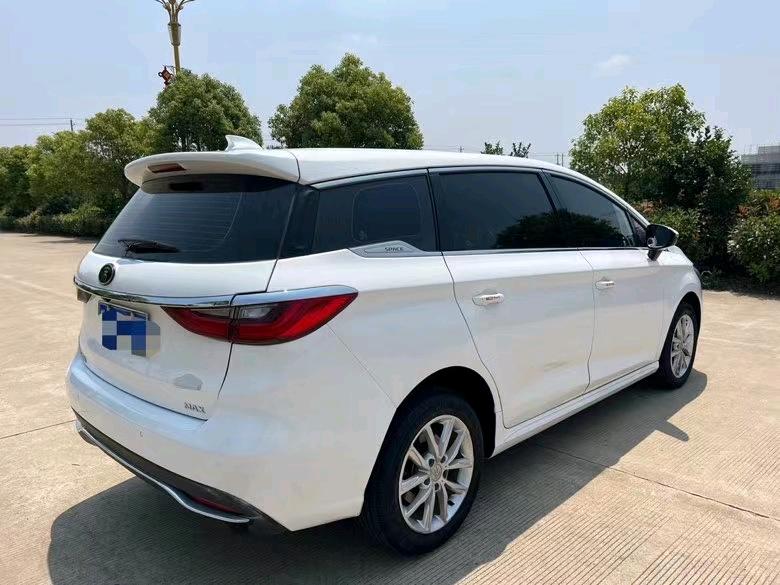 盐城19年比亚迪宋MAX4