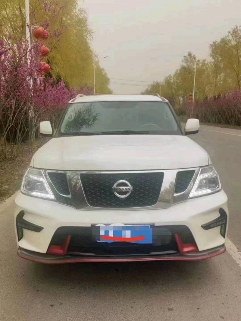 枣庄17年日产途乐1