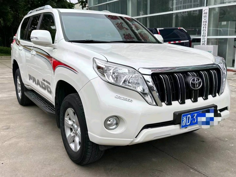 淮南17年丰田普拉多9