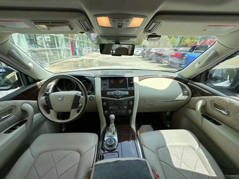 淮南19年日产途乐2