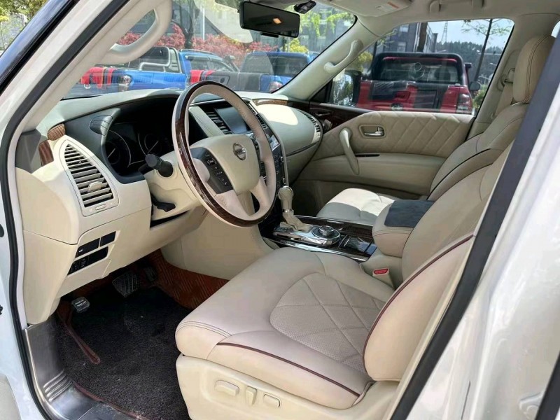 淮南19年日产途乐8