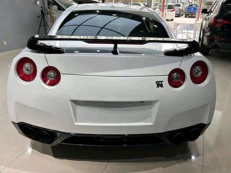 淮南15年日产GT-R3