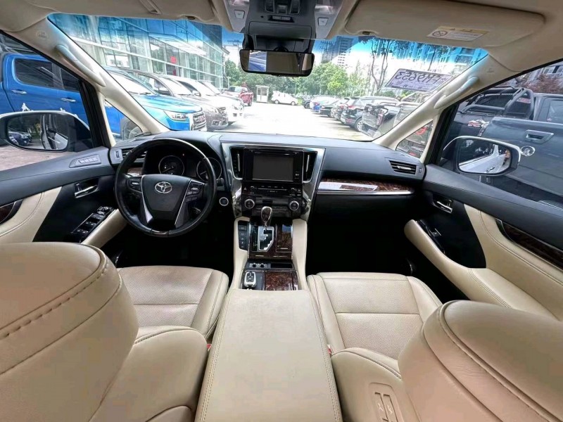 淮南20年丰田埃尔法2