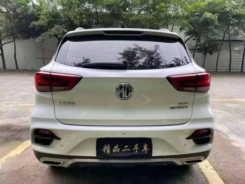 汕头21年名爵ZS7