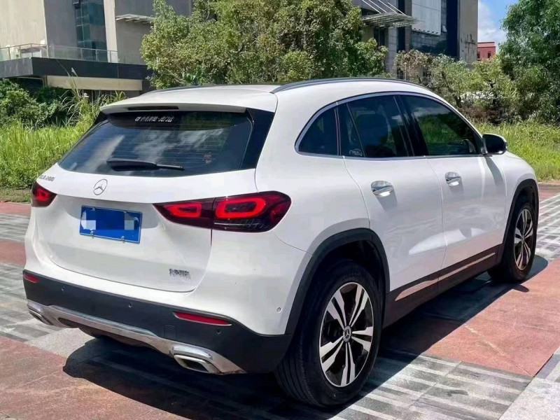 珠海21年奔驰GLA3