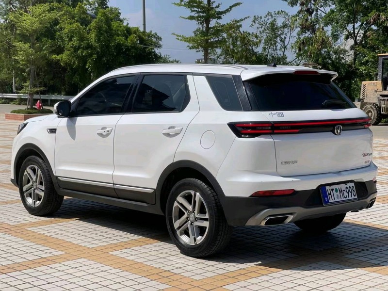 汕头19年长安汽车CS557