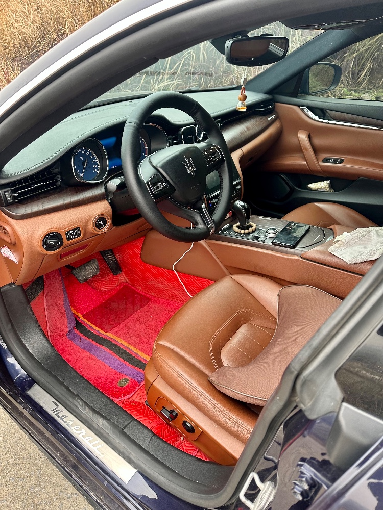 重庆17年玛莎拉蒂总裁7