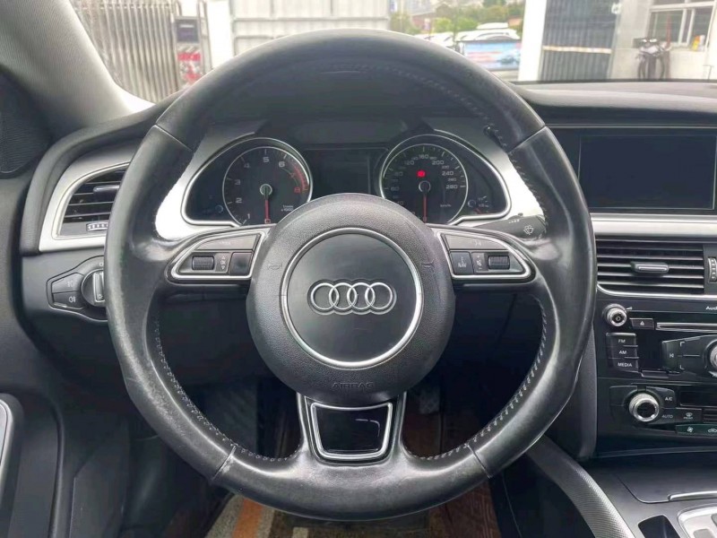 宜昌16年奥迪A55