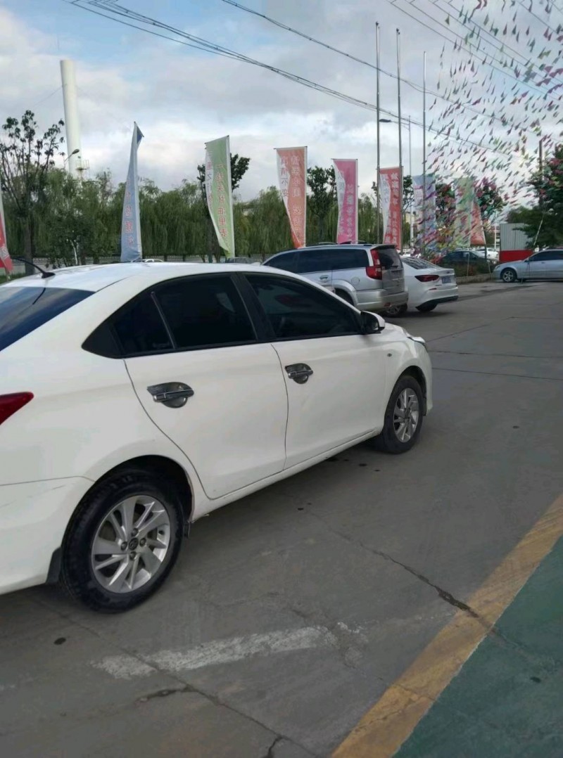 保定17年丰田YARiS L 致享6