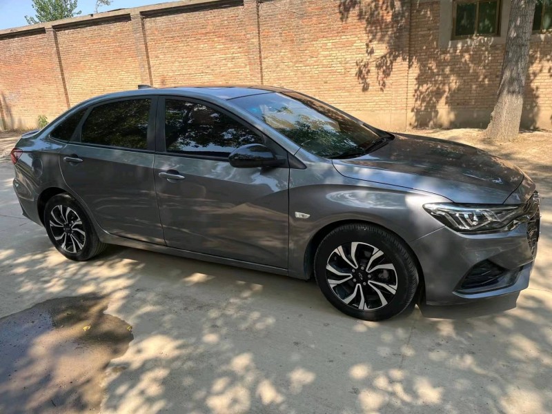 保定19年雪佛兰科鲁泽3